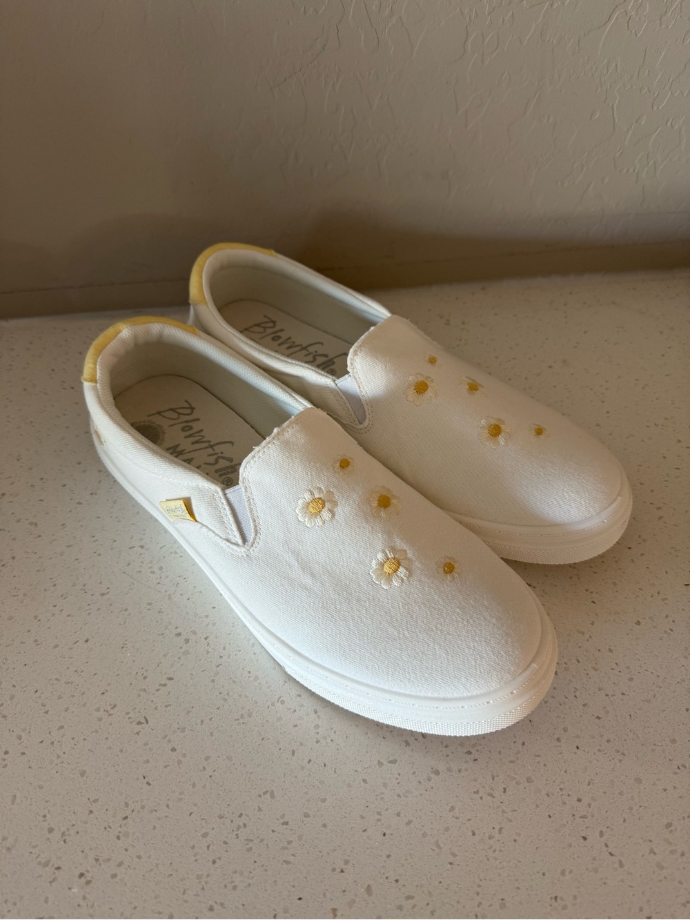 Blowfish Malibu Havasu Women's Slip-On Comfort Floral Canvas Shoes Size 9.5